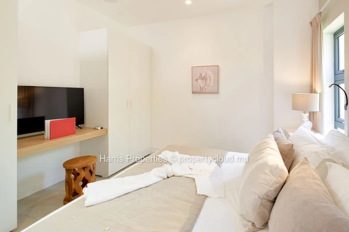 G+2 apartment – Pointe aux Canonniers (2 minutes by car from Mont Choisy beach)