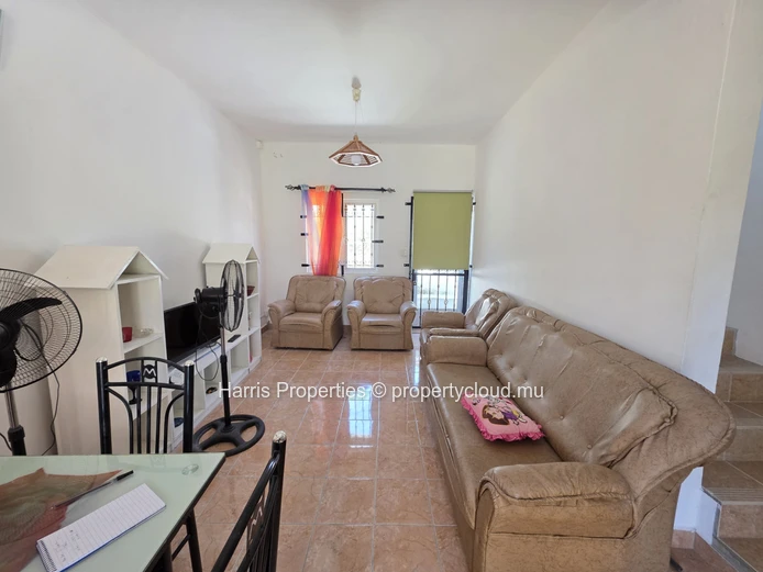 Triplex à vendre à Grand Gaube – Résidence sécurisée