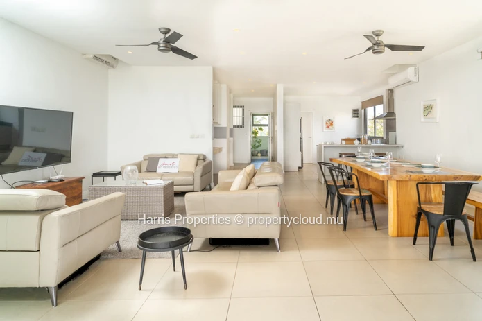 Exquisite penthouse for rent in Trou aux Biches