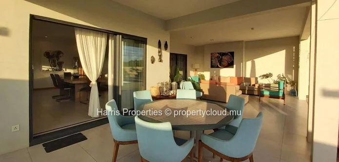 Modern villa for sale in Grand Baie