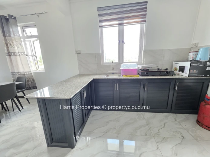 Elegant 3-Bedroom Apartment for Rent in Pereybère