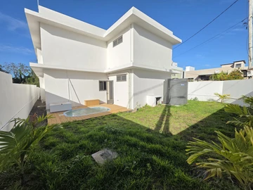 3 Bedroom Townhouse, Duplex