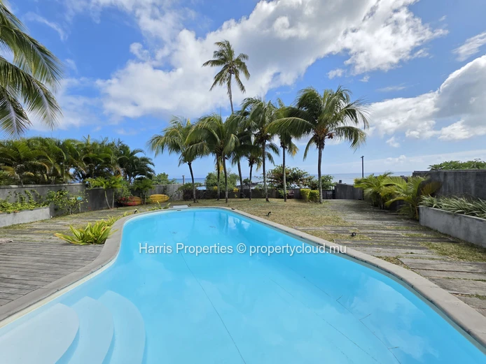 Appartement en bord de mer à vendre – Pointe aux Biches