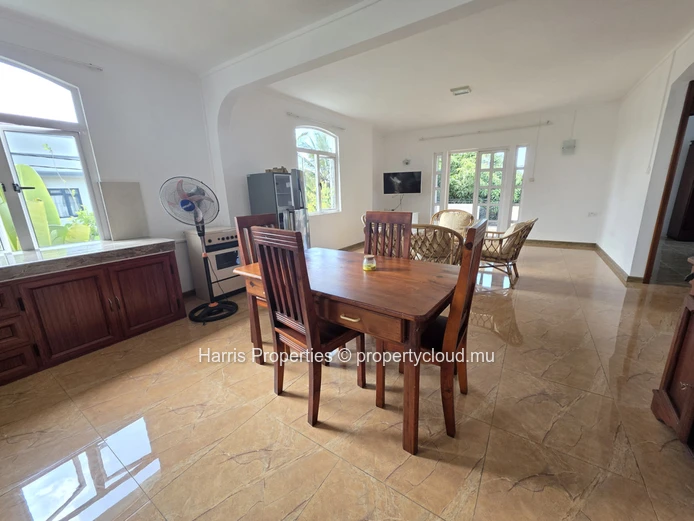 Apartment on the first floor for rent