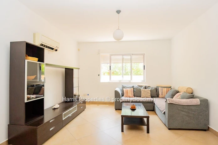 For Sale – Single-storey Villa 200m from the Beach – Pointe aux Piments 