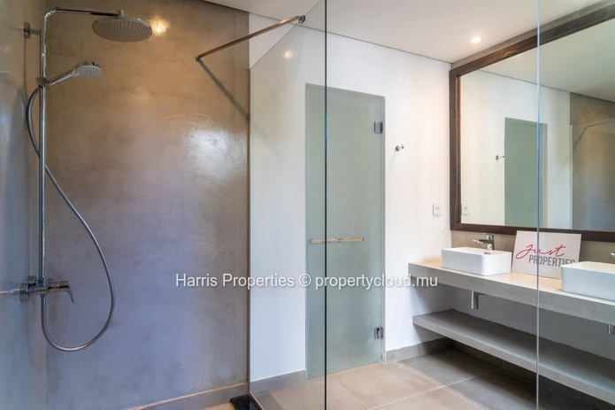 Prestigieux appartement de 3 chambres dans la résidence Marine, Pointe aux Canonniers