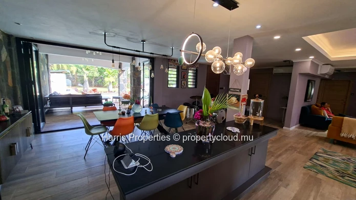 For Sale – Stunning Villa In Balaclava 
