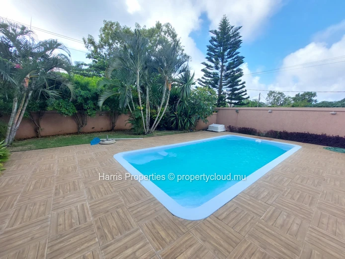 New and modern apartment for rent in Pereybere