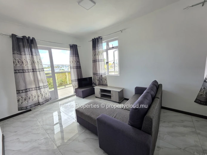 Elegant 3-Bedroom Apartment for Rent in Pereybère