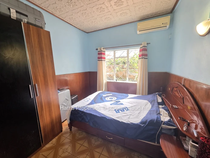 Bel appartement au rez-de-chaussée à louer à Bain Bœuf