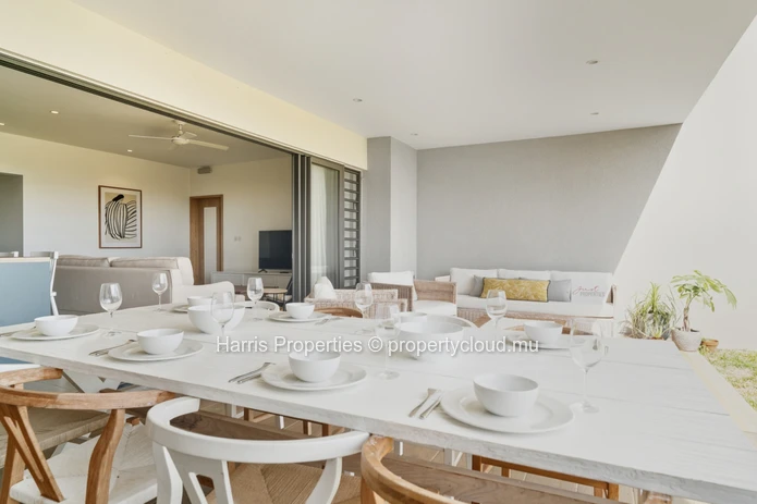 St Antoine Private Residence – Luxurious 3-Bedroom Apartment on the Ground Floor
