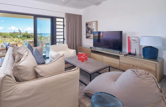 Magnificent luxury first floor apartment for rent in St Antoine