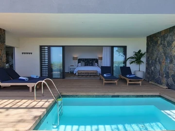 4 Bedroom Apartment