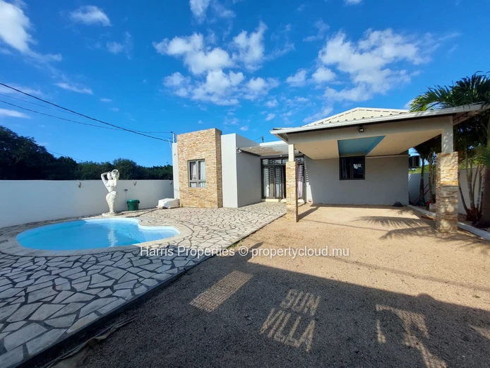 Stunning house for sale in Calodyne 