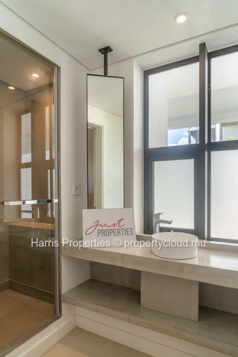 Prestigieux appartement de 3 chambres dans la résidence Marine, Pointe aux Canonniers