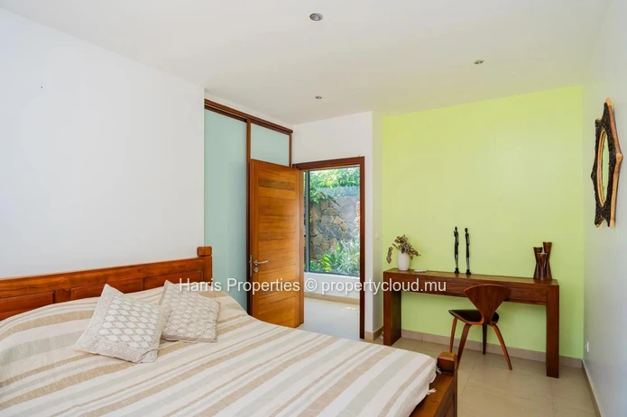 For sale 235 m2 RES villa to enjoy a perfect blend of modern luxury and comfort