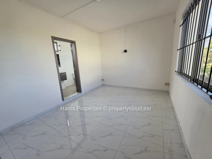 Duplex individuel neuf à vendre à Grand Baie