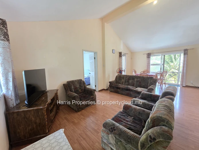 Beautiful First-Floor Apartment for Rent in Péreybère