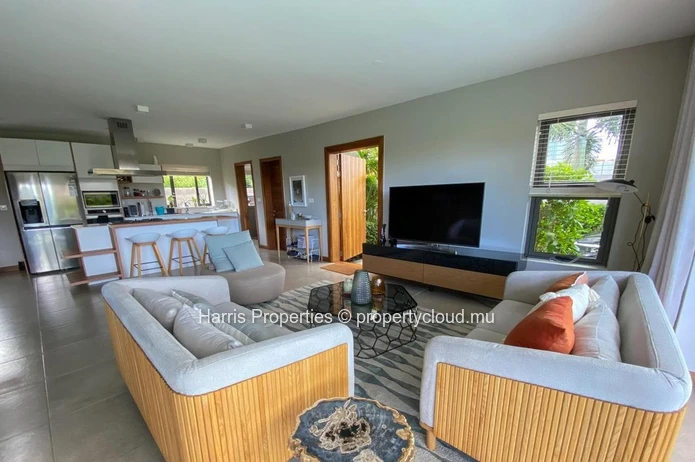 Exquisite high end villa for sale in Pereybere