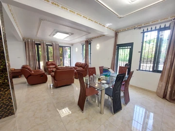 3 Bedroom Townhouse, Duplex