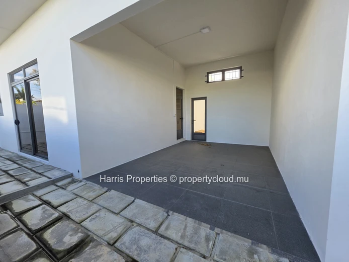 Duplex individuel neuf à vendre à Grand Baie