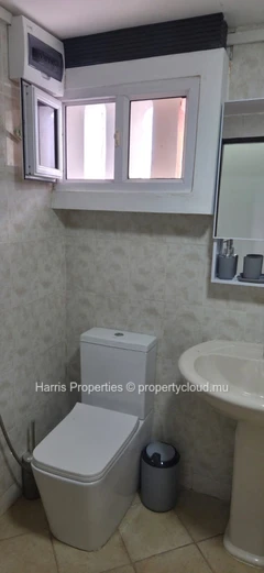 Beautiful Fully Renovated 3-Bedroom House for Rent – Péreybère