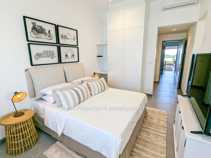 For rent beautiful 4 bedrooms apartment offering a panoramic view of the lagoon - ST ANTOINE