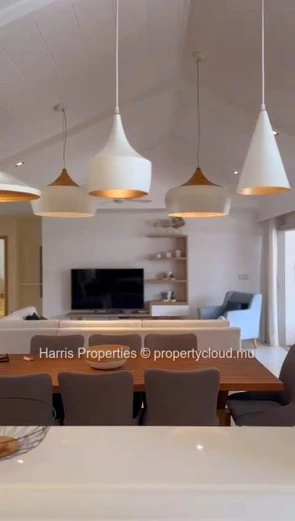 For sale modern villa in Grand Baie (Sole Mandate)