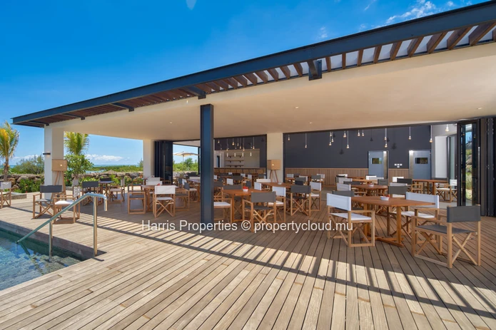 Magnificent luxury first floor apartment for rent in St Antoine