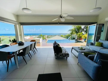 5 Bedroom Villa