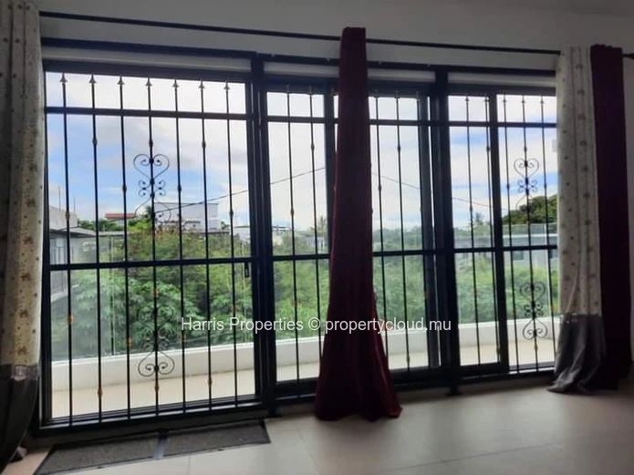Villa élégante, située dans le magnifique quartier de Trou aux Biches à louer