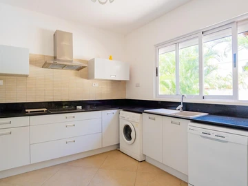 3 Bedroom Villa
