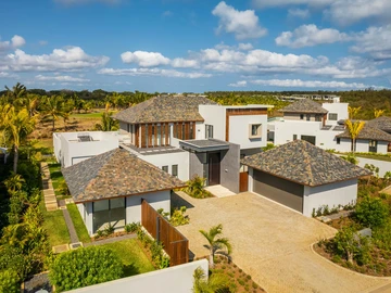4 Bedroom Villa