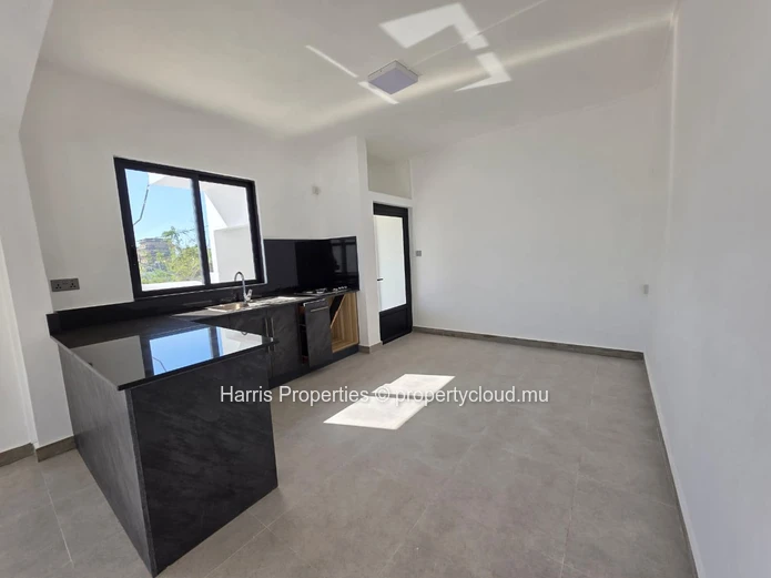 FOR SALE – New beautiful villa in Grand Gaube (Sole Mandate)