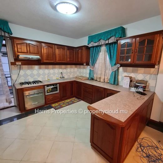 Beautiful apartment in the first floor available for rent in Pointe aux Biches