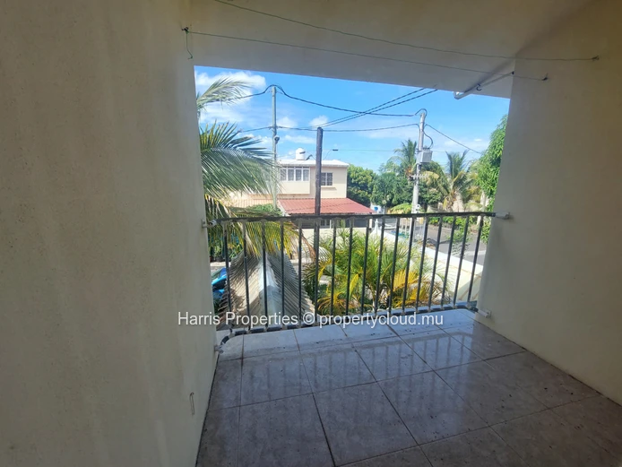 Individual NHDC house for rent in Mon Choisy 