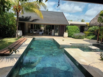 4 Bedroom Villa