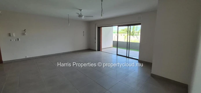 For sale apartments 300 meters from Trou aux Biches beach (Sole Mandate)