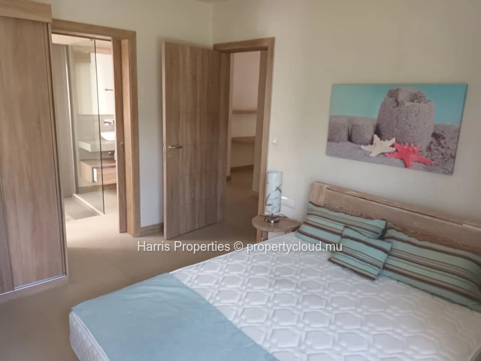For sale: Luxurious 400m2 villa with 4 ensuite bedrooms in Grand-Baie