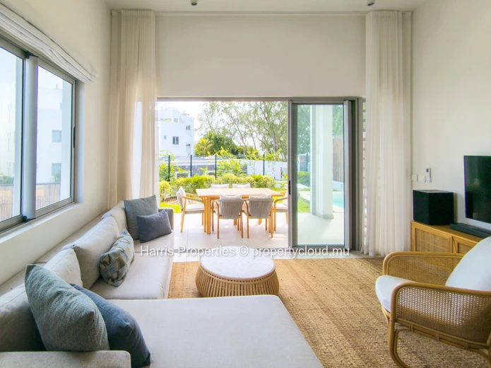 Elegant Ground Floor Apartment for Rent in Grand Gaube