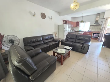 2 Bedroom Townhouse, Duplex