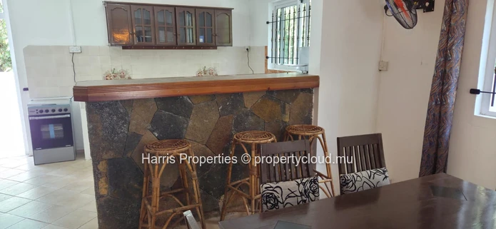 Beautiful Fully Renovated 3-Bedroom House for Rent – Péreybère
