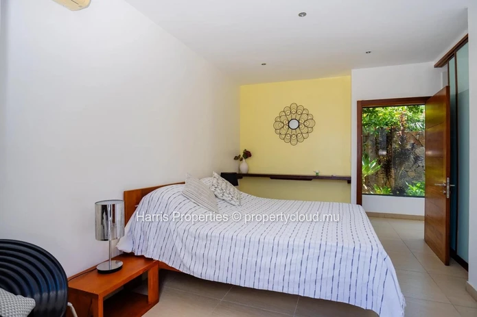 For sale 235 m2 RES villa to enjoy a perfect blend of modern luxury and comfort