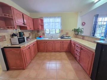 2 Bedroom Townhouse, Duplex